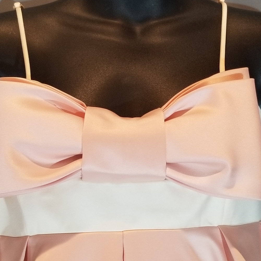Betsy Johnson NWT  pink bow dress.